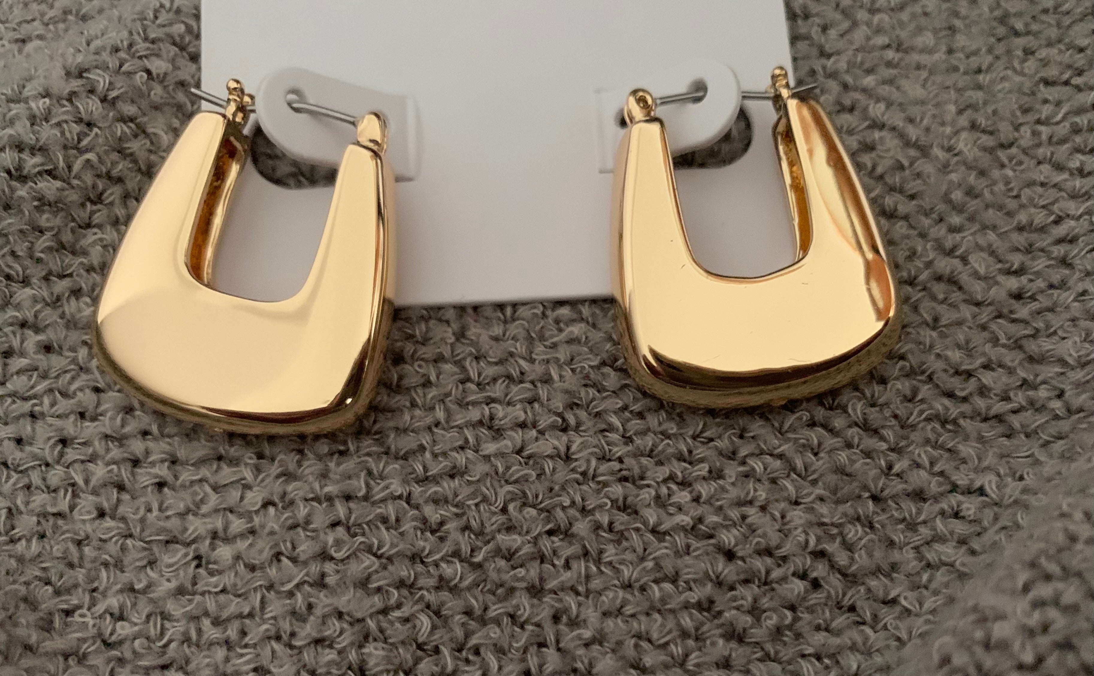 Matte Black & Gold Chunky Chain Link Necklace with Gold Hoop Earrings