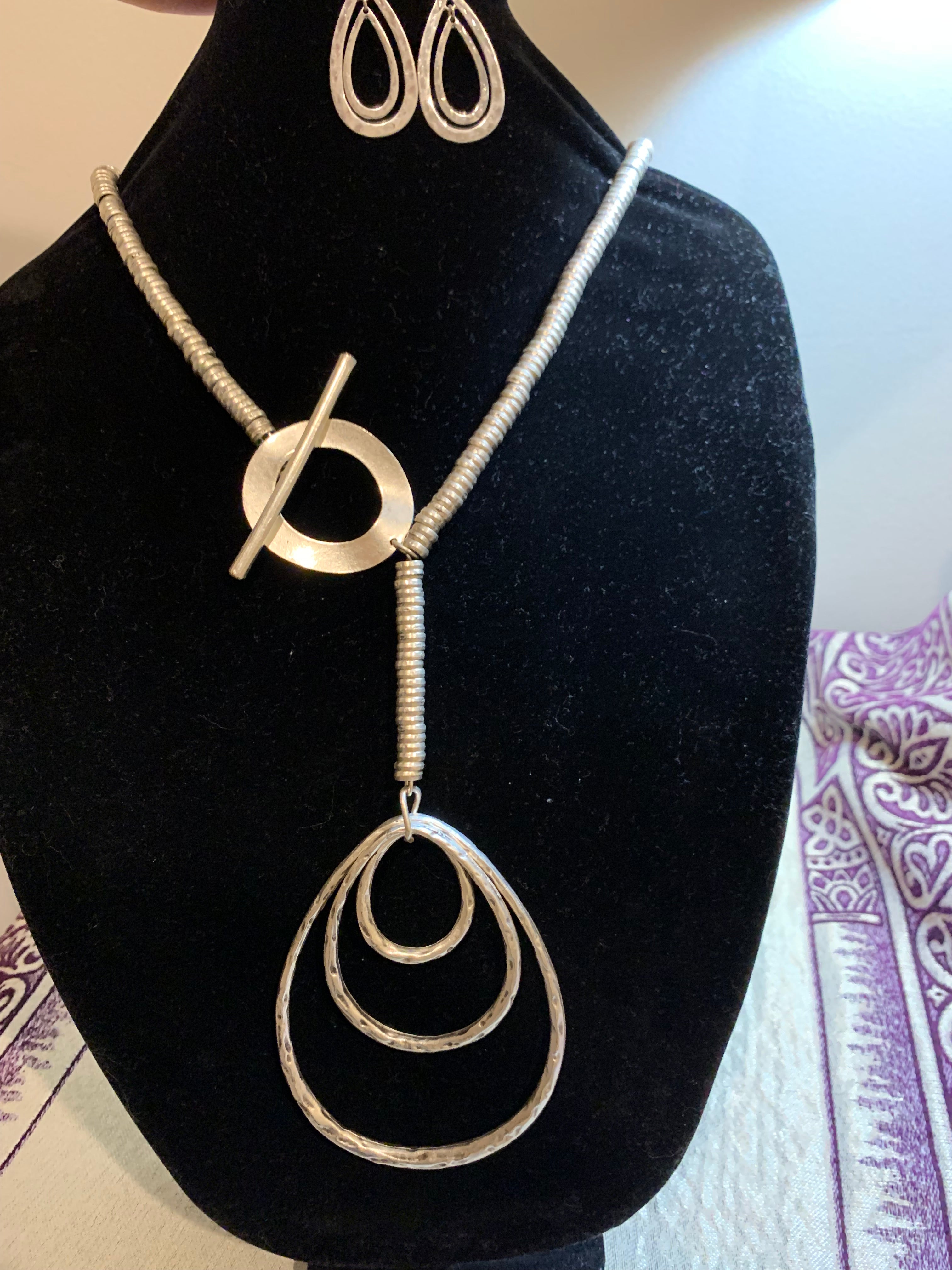 Silver Heishi Bead Lariat Necklace with Hammered Triple Teardrop Pendant
